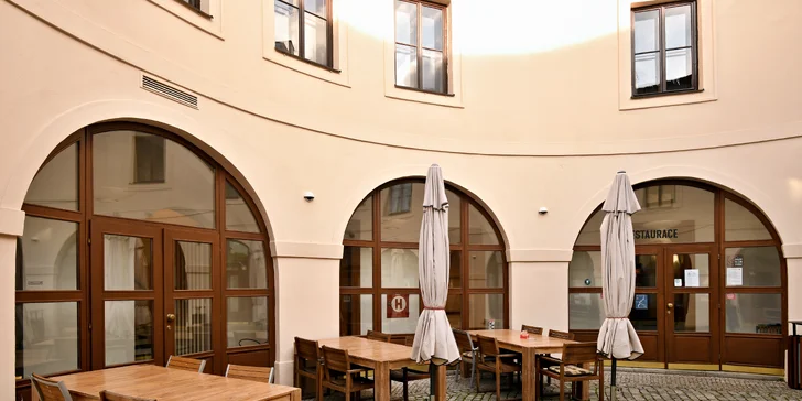 O tu se vám postará voucher v hodnotě 500, 1000 nebo 1500 Kč, díky kterému si vyberete cokoliv z menu.
