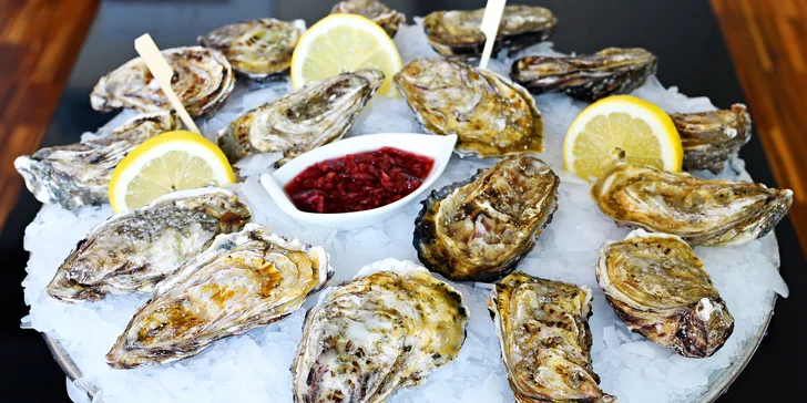 Delikatesa z Normandie: 6, 10 nebo 20 ústřic s citronem a šalotkou