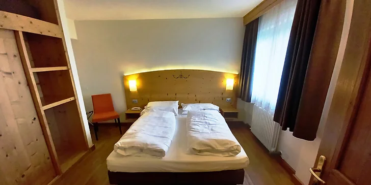 Ubytujete sa v 2-lôžkovej alebo väčšej rodinnej izbe.