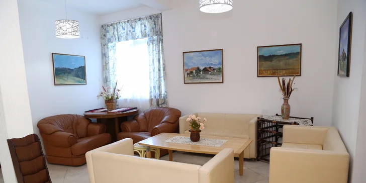 Dovolená u moře v Černé Hoře: letecky z Brna s light all inclusive