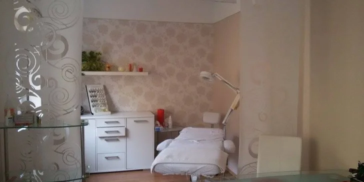 Prodloužení řas metodou řasa na řasu