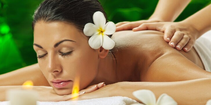 Havajská masáž Lomi lomi v délce 60 minut v centru Plzně