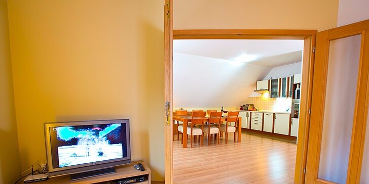 Týdenní letní pobyt pro 4-8 osob v luxusním apartmánu v Krkonoších