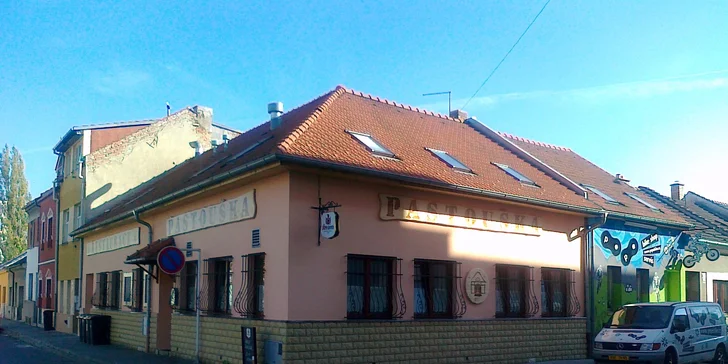 Dva masové špízy čtyř vůní s americkými brambory