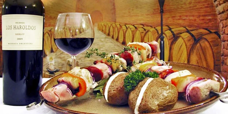 50% sleva na jakékoli pokrmy v restauraci U Českých pánů