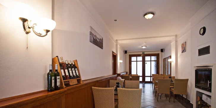 Lahodná pizza dle vlastního výběru i s možností rozvozu
