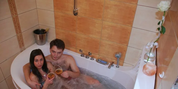 Pobyt v centru Jeseníku s polopenzí i degustačním menu pro 2 osoby