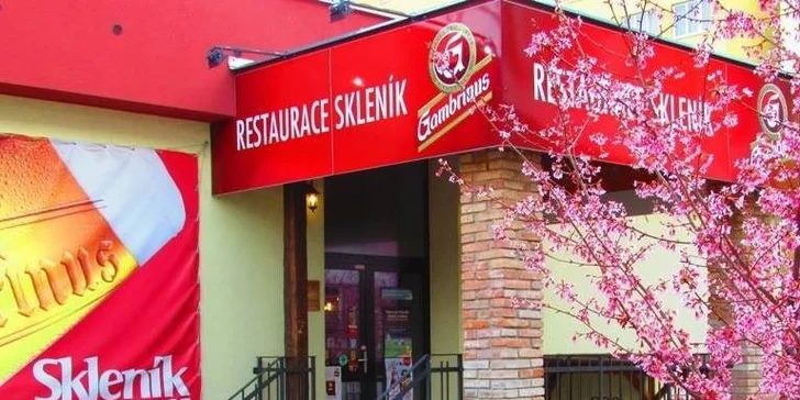 300g hovězí tatarák a 10 topinek pro dva