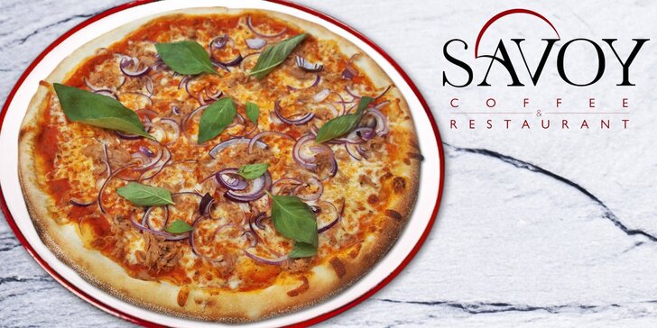 Dvě výborné pizzy ve vyhlášené restauraci Savoy