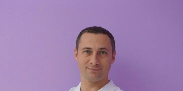 Precizní dentální hygiena s air flow na klinice ArtStom