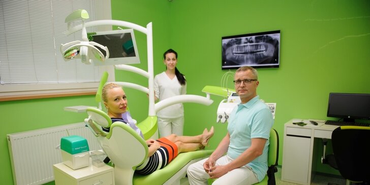 Precizní dentální hygiena s air flow na klinice ArtStom