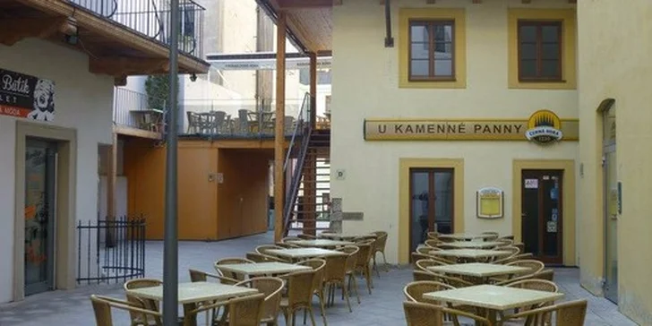 300gramový delikatesní tartar z hovězí svíčkové s topinkami