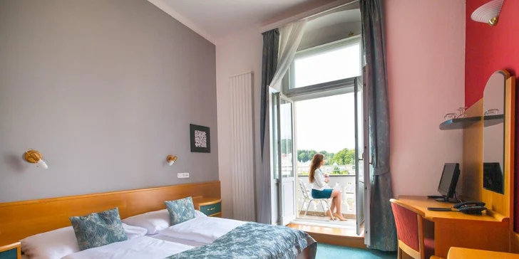 Relaxace v Mariánských Lázních: polopenze, wellness i projížďka v kočáře