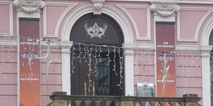 Sestavte si autentické nepálské menu pro dva v centru Olomouce