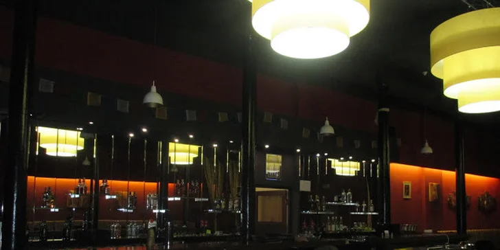 Sestavte si autentické nepálské menu pro dva v centru Olomouce