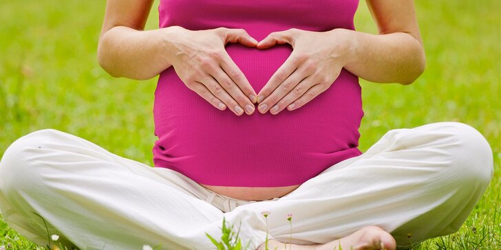 Uvolnění pro nastávající maminky: Jemná těhotenská masáž zad