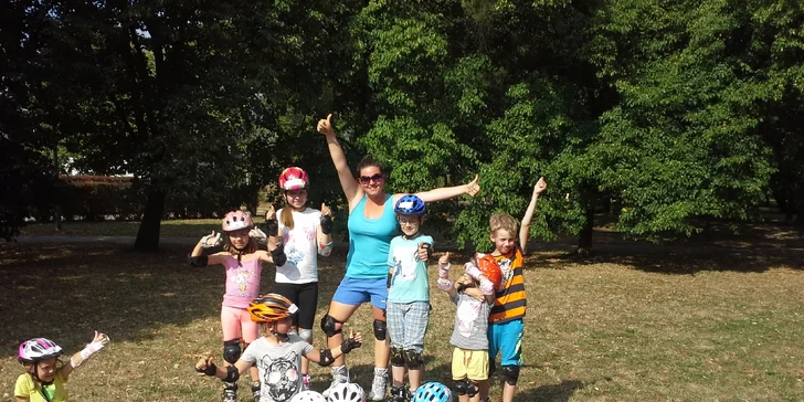 Letní příměstské sportovní tábory: inline brusle, kola i paddleboard