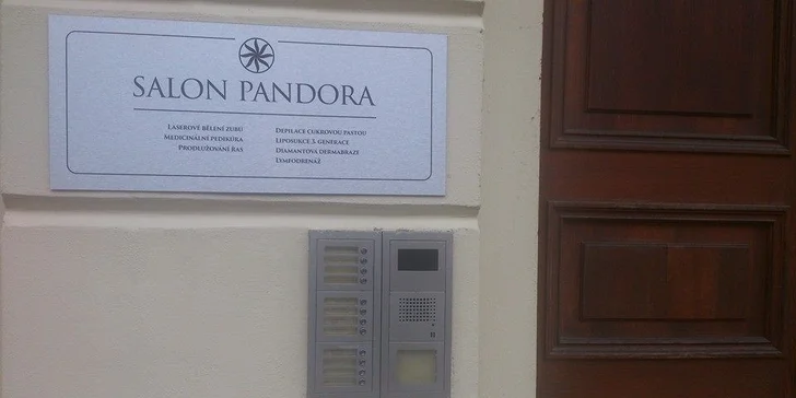 Šetrné odstranění chloupků: Depilace krémovými vosky Lycon