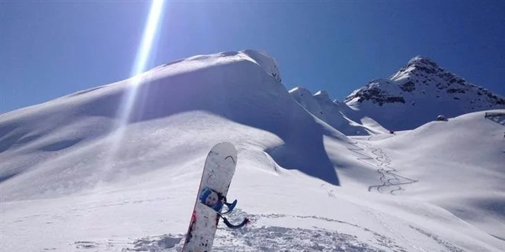 Lyžování v italské Aprice s polopenzí, dopravou i 3denním skipasem