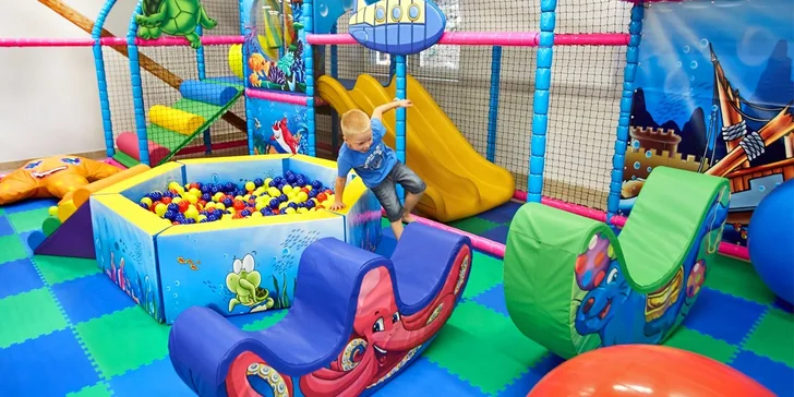 Celodenní vstupenka do Pohádkových lázní pro dítě a dospělého