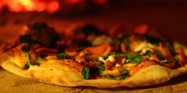 Dvě pizzy dle vlastního výběru v pizzerii U Dušičků