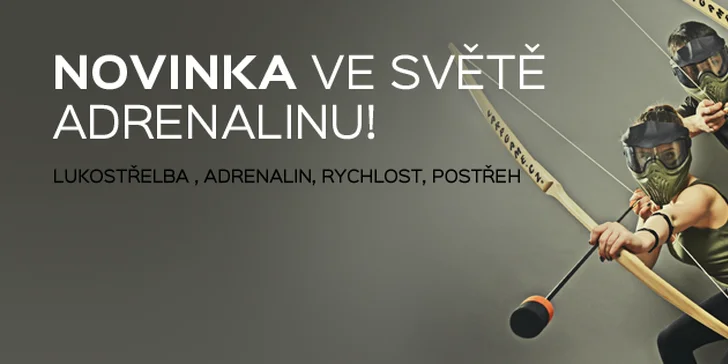 Dobrodružná bitva s luky a šípy ve vychytaném outdoorovém areálu