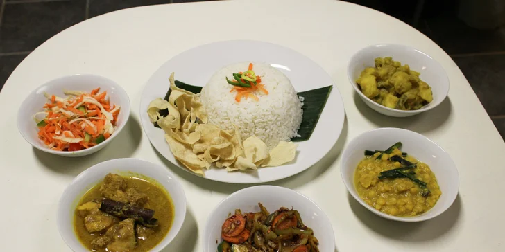 Degustační menu pro dva v jediné srílanské restauraci v Praze