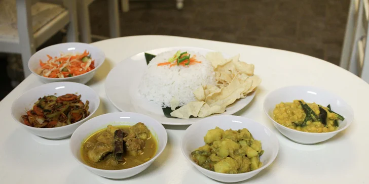 Degustační menu pro dva v jediné srílanské restauraci v Praze