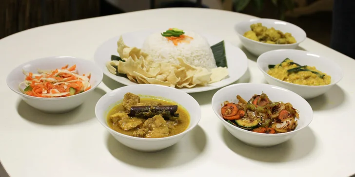Degustační menu pro dva v jediné srílanské restauraci v Praze