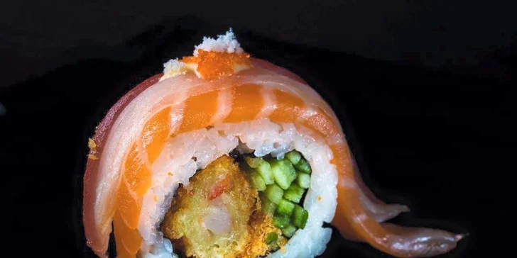 Úžasné sushi menu Engawa Bridge a smažené závitky v centru Prahy