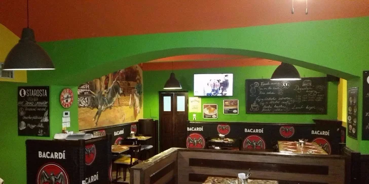 Burger s vůní dálek, steakové hranolky a vánoční speciál pro 1 či 2 jedlíky
