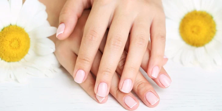 Precizní CND manikúra včetně keratinizace nehtů
