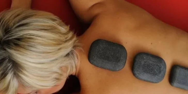 Relaxační pobyt pro dva požitkáře včetně polopenze