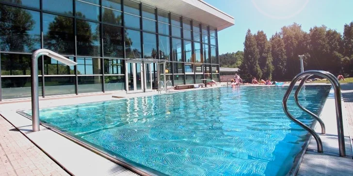 Permanentka na 5 vstupů do bazénu se saunou a whirlpoolem
