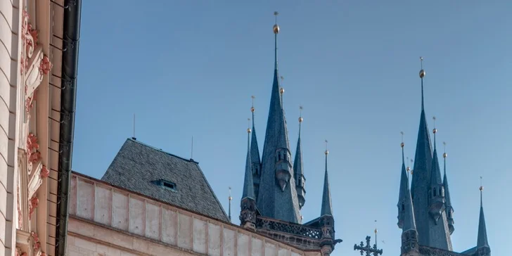 2x dezert s nápojem dle výběru v kavárně U Zvonu na Staromáku