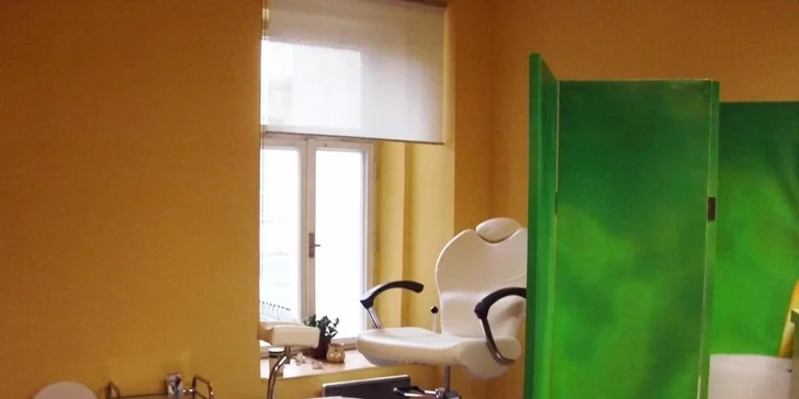 Dopřejte svým nožkám luxusní relaxační a zkrášlovací pedikúru
