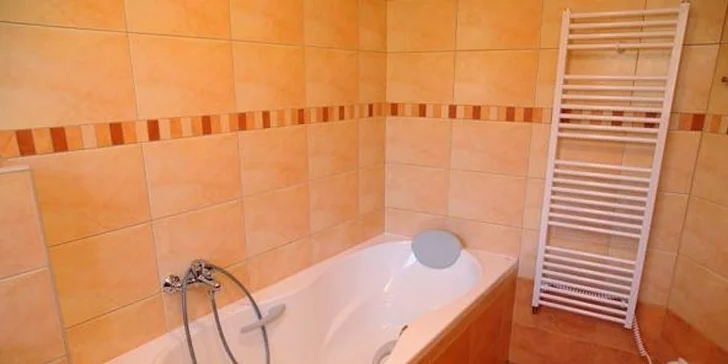 Týdenní pobyt v chalupě Pohoda v Jeseníkách. Komfortní ubytování až pro 22 lidí. Ideální na dovolenou pro partu přátel, sraz nebo teambuilding!