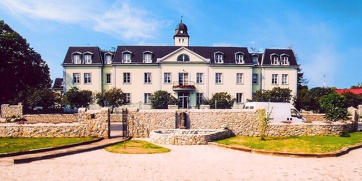 Jarní pobyt v Hotelu Agatka Bratislava s možností jízdy na koni či lekcí golfu + dítě do 12 let zdarma