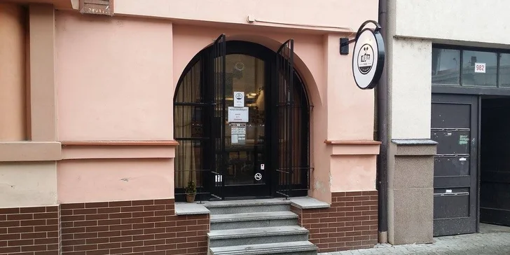 2x pizza dle výběru s rozvozem zdarma
