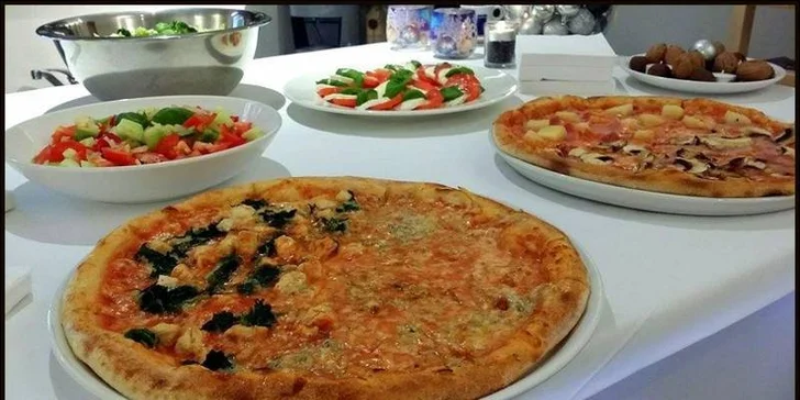 2x pizza dle výběru s rozvozem zdarma