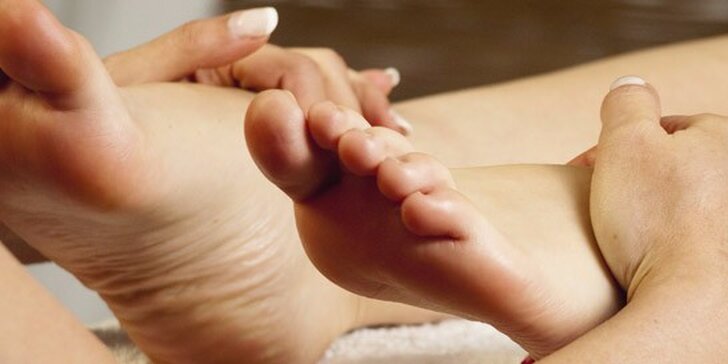 45minutová relaxační masáž šíje, chodidel a lýtek