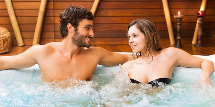 Dopřejte si chvilky relaxu: 120 min. privátního wellness se saunou a vířivkou
