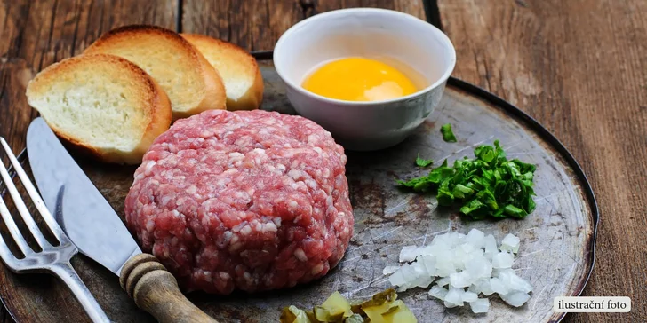 Poctivý 300gramový tatarák z hovězího a 10 topinek