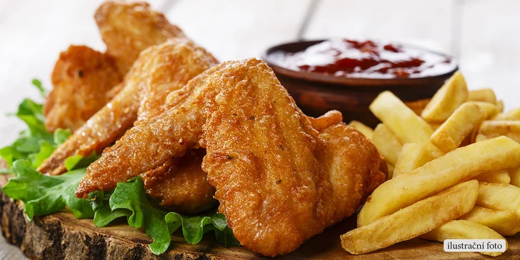 Kilo křehkých křidélek na indický způsob nebo na grilu + hranolky