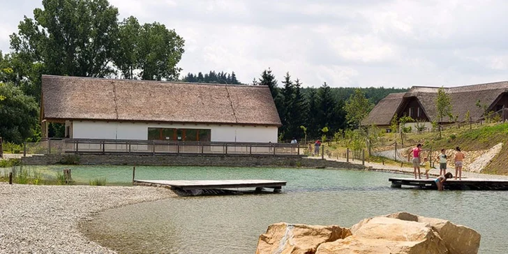 Vodní svět na dosah ruky: Vstupenky na expozici Živá voda s podvodním tunelem