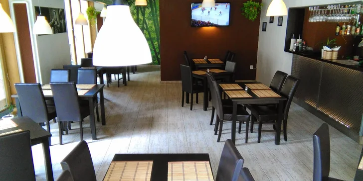 Půlkilový tatarák, neomezený přísun topinek a sleva na alkohol k tomu až pro 4 osoby