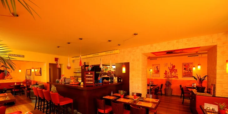 Letní španělské menu o třech chodech pro dvě osoby v Españole