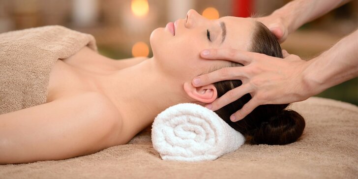 Relaxační balíček pro ženy: bylinná pára, masáž obličeje, manikúra a hand spa