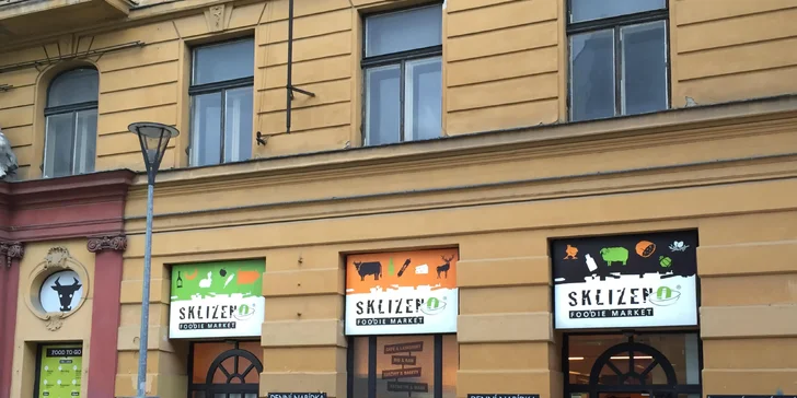 Labužnické Sklizeno míchá ovocnou bombu – 300ml smoothie s chia semínky