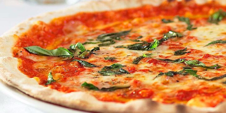 2 pizzy dle vlastního výběru v restauraci Sicilia